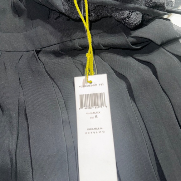 NWT BCBGeneration Women's Lace Insert Georgette Fit & Flare Pleated Dress - Picture 8 of 10